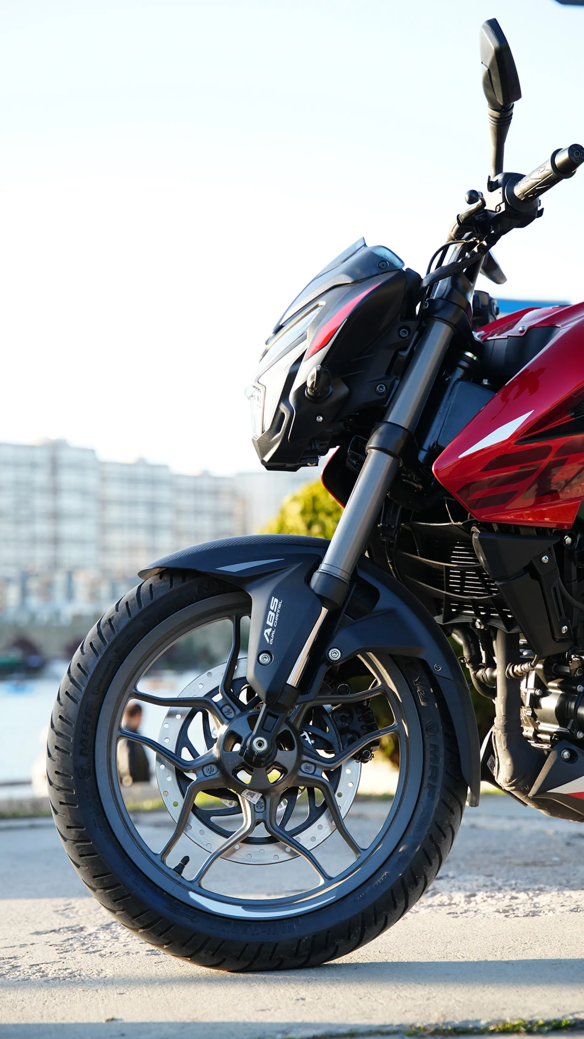 Tubeless Lastikler (100/80-17 & 130/70-17)