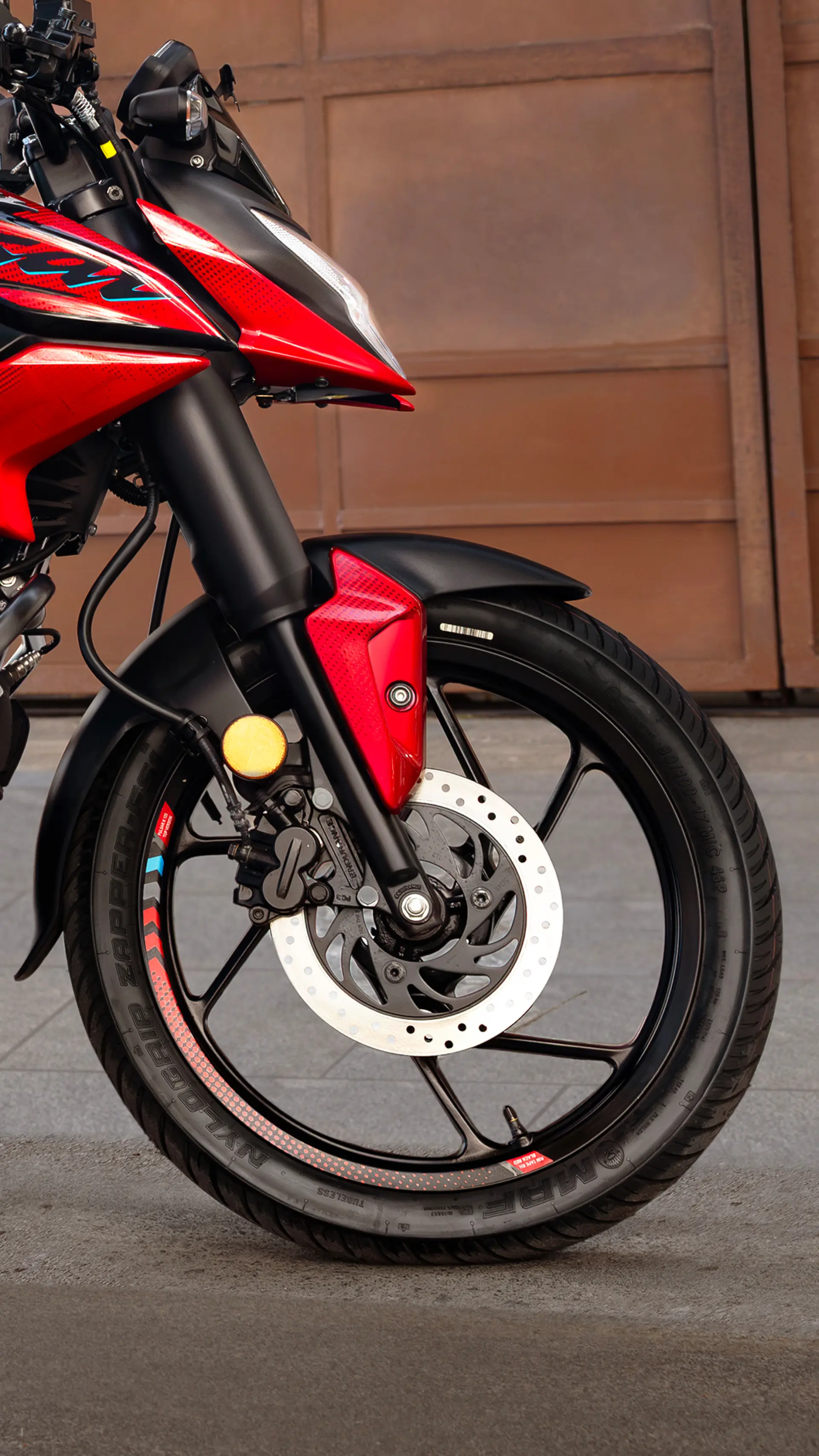 Sportif Jant & Lastik Duruşu