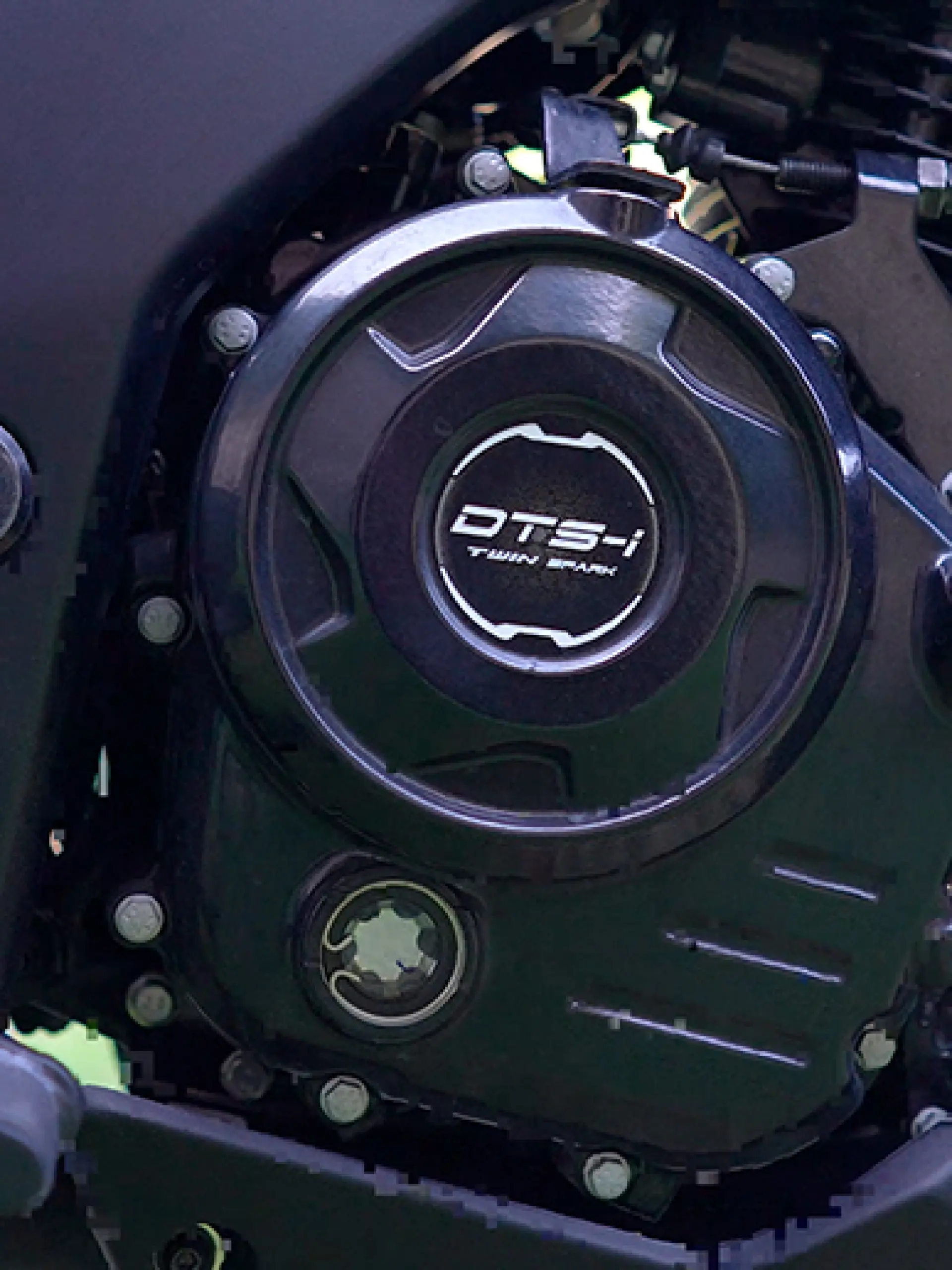 249,07 cc Yağ Soğutmalı Motor