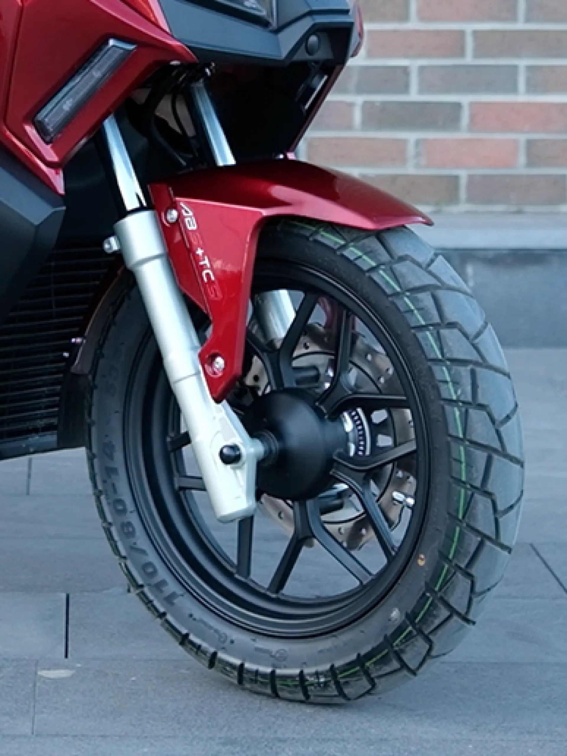 Tubeless Lastikler (110/80-14 & 130/70-13)