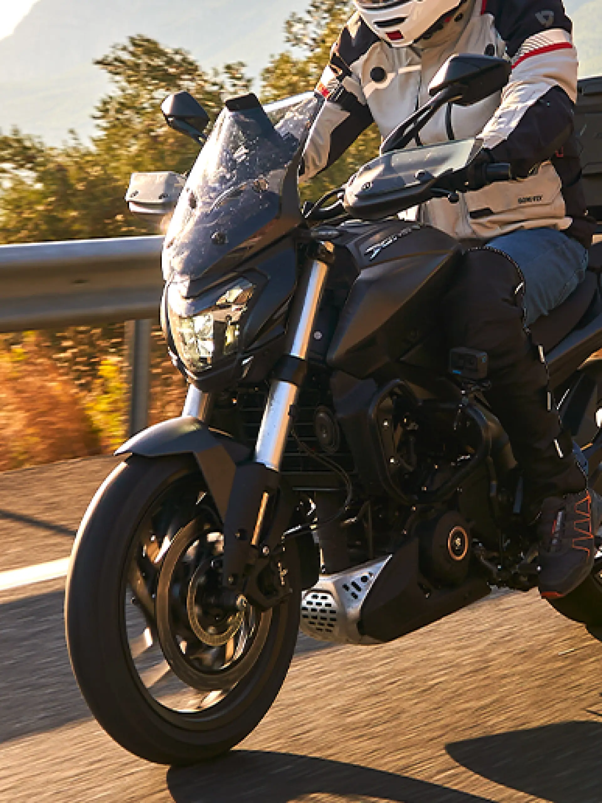 Rüzgar Kesici Tur Camı