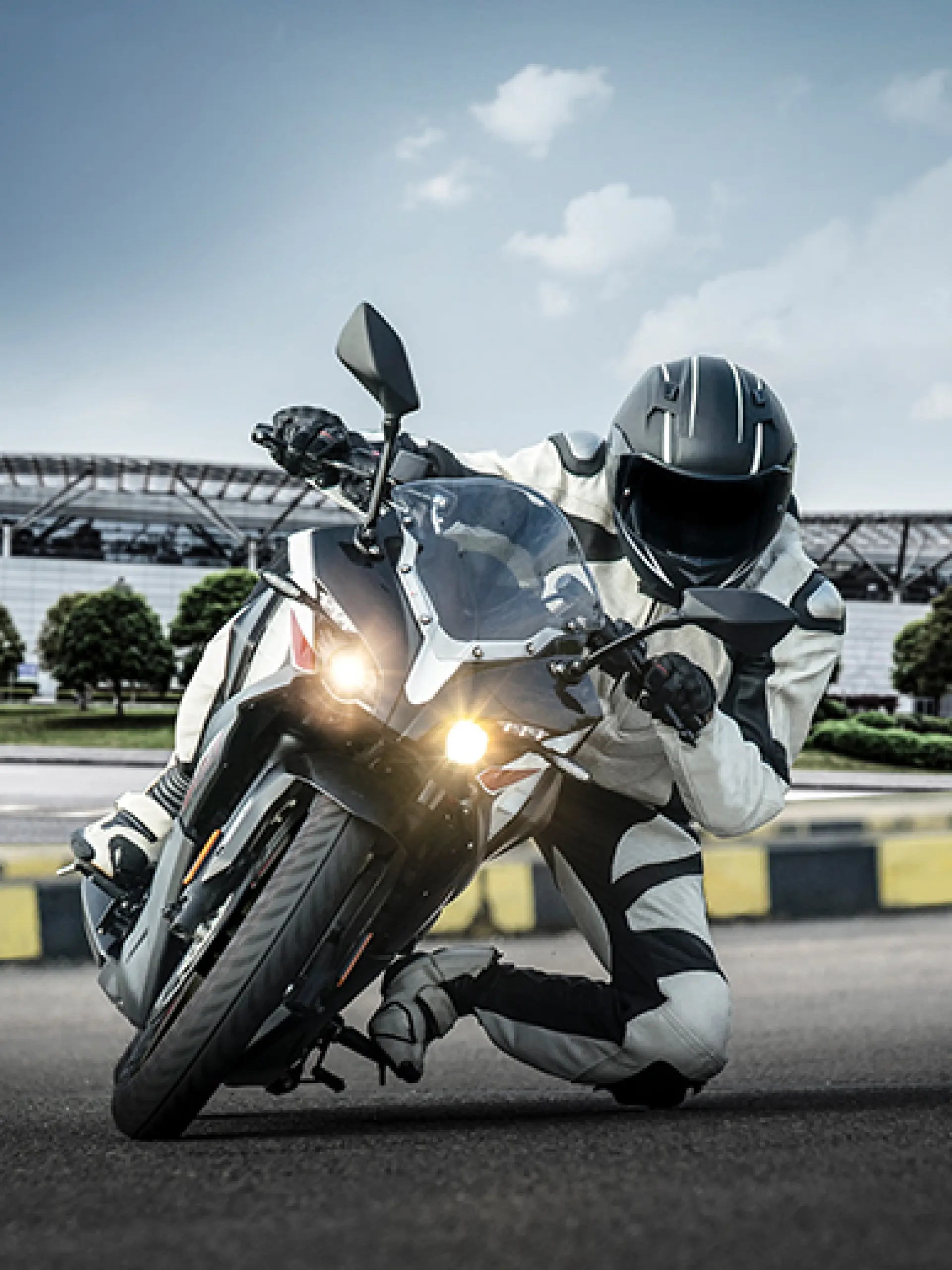 Dengeli Şasi & 1355 mm Aks Mesafesi