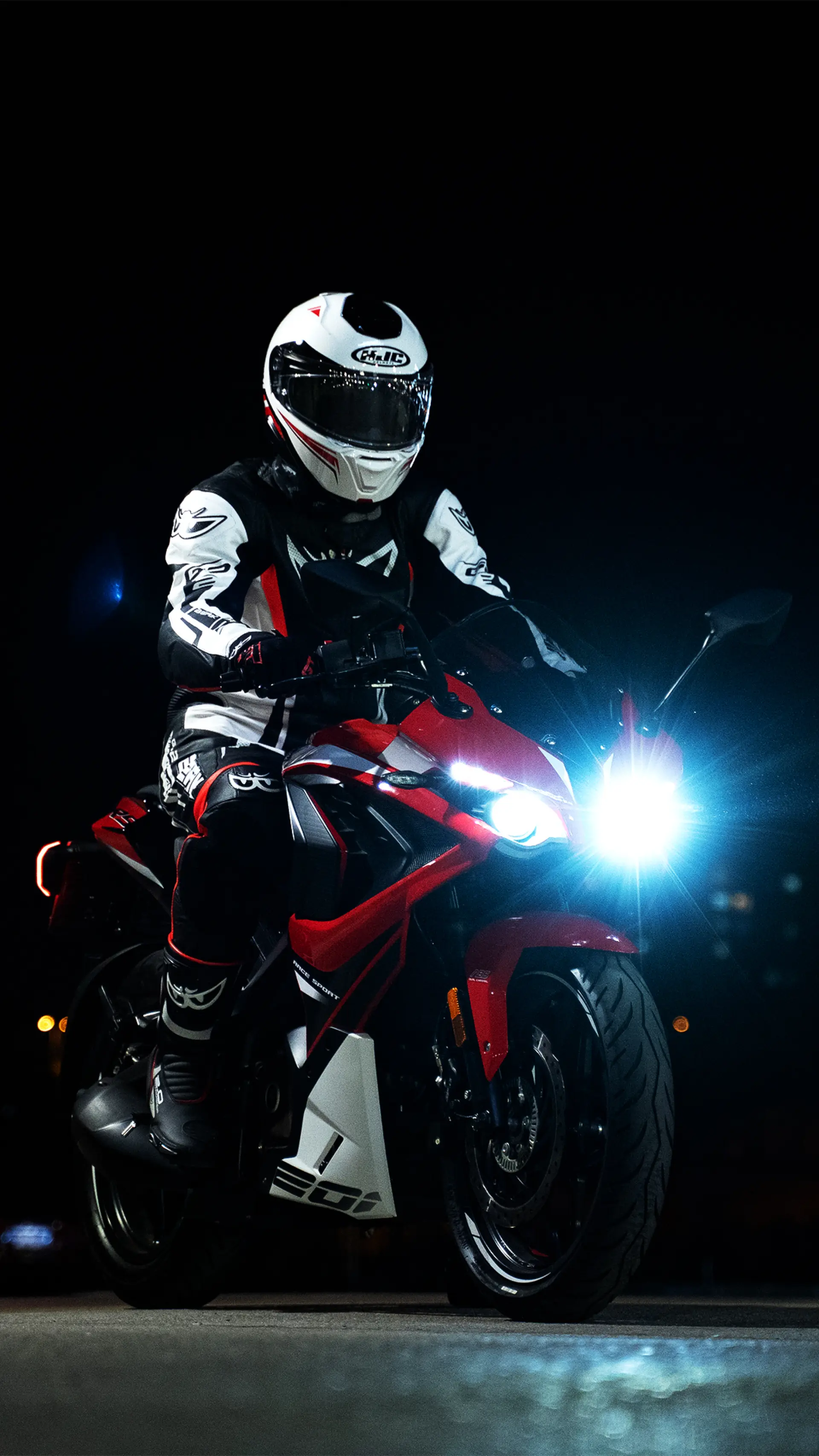 Agresif Ön Tasarım & LED Projektör