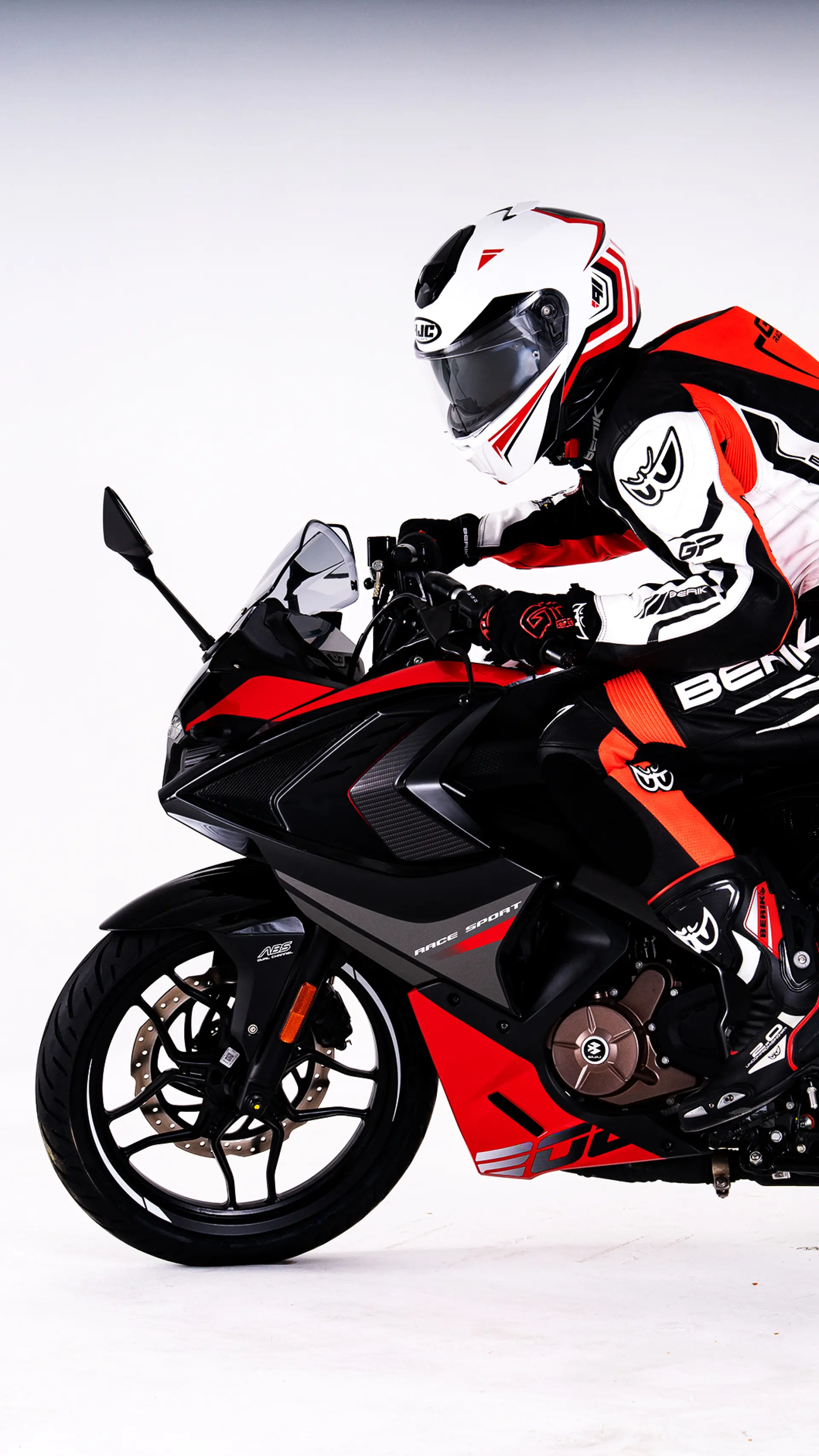 Racing Oturuş Pozisyonu